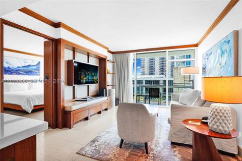 6801 Collins Ave 611 (Door 610), Miami Beach FL - photo 8 of 23