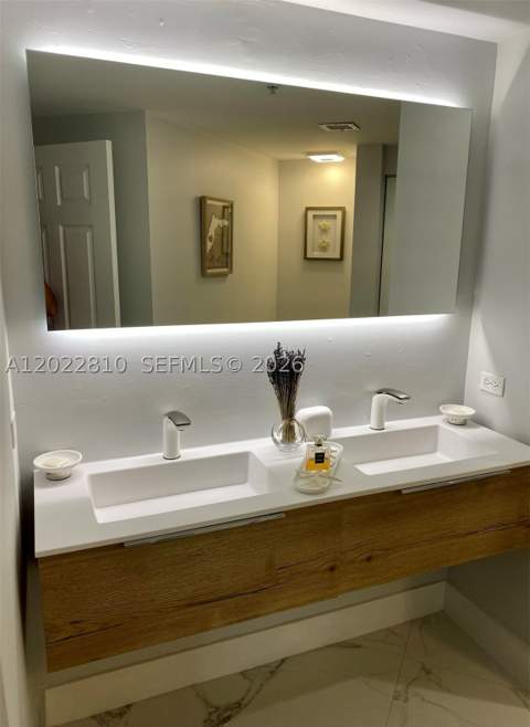 17125 N Bay Rd 3609, Sunny Isles Beach FL - photo 18 of 29