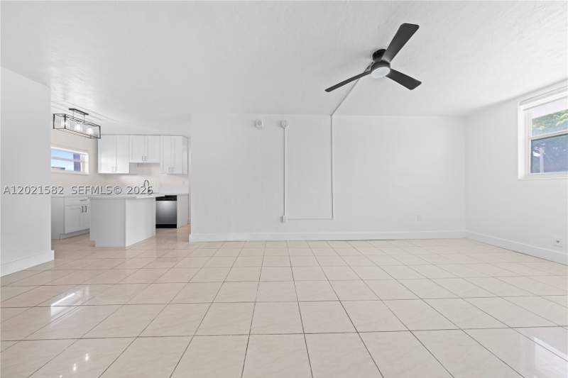 3 bedroom Condominium at 1300 Lincoln Rd D204, Lincoln Towers Condo, Miami Beach — photo 4