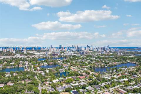 19805 NE 22nd Ave, Miami FL - photo 12 of 53