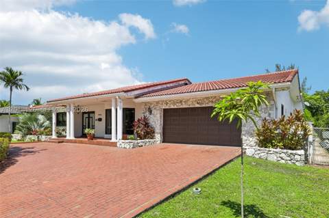 19805 NE 22nd Ave, Miami FL - photo 16 of 53