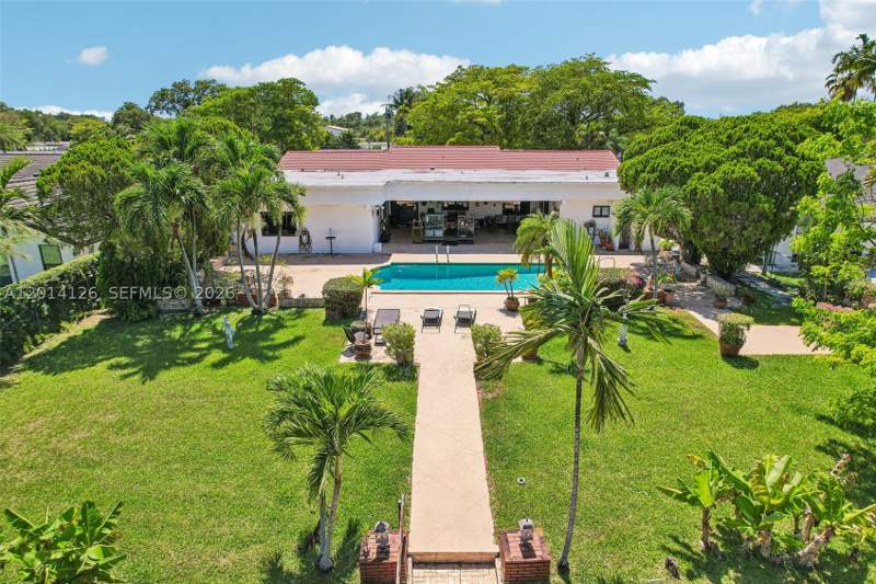 4 bedroom SingleFamilyResidence at 19805 NE 22nd Ave, North Lake Estates, Miami — photo 4