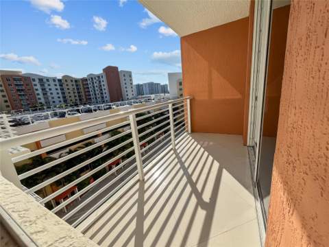2775 NE 187th Street 627, Aventura FL - photo 12 of 12