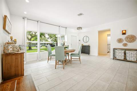 1183 Robin Ave, Miami Springs FL - photo 9 of 29