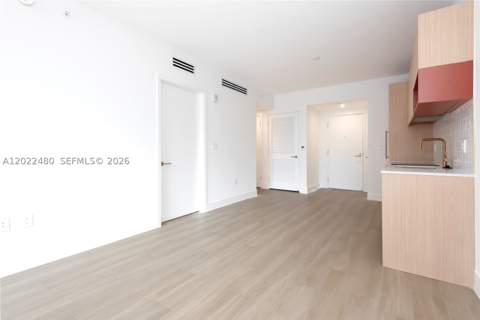90 NE 32 608, Miami FL - photo 7 of 42
