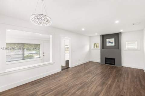 900 Tangier St, Coral Gables FL - photo 10 of 42