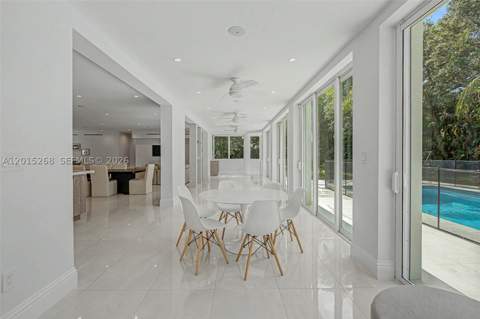 5790 SW 96th St, Pinecrest FL - photo 10 of 38