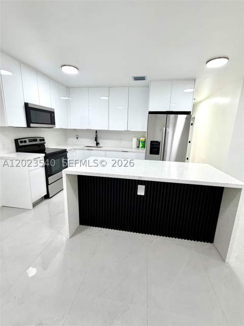 17101 NW 29th Pl, Miami Gardens FL - photo 7 of 21