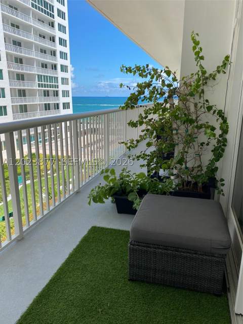 5401 Collins Ave 339, Miami Beach FL - photo 23 of 37