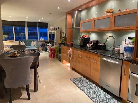 5401 Collins Ave 339, Miami Beach FL - photo 6 of 37
