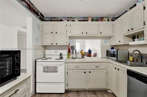 1401 NE Miami Gardens Dr 889, Miami FL - photo 11 of 39