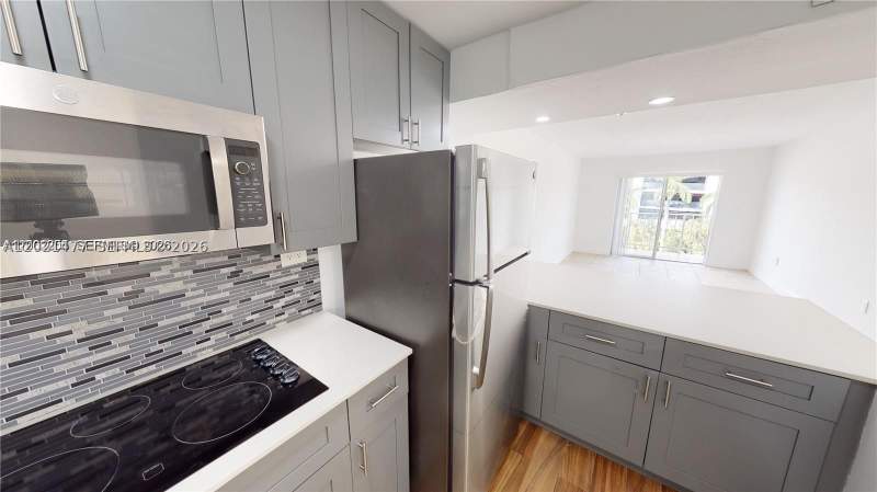 2 bedroom Condominium at 453 SW 2nd St 301C, Rio Cristal Condo, Miami — photo 3