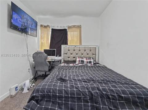 356 NW 12th Pl, Florida City FL - photo 14 of 39