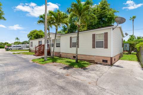 220 NE 12th Avenue 44, Homestead FL - photo 18 of 26