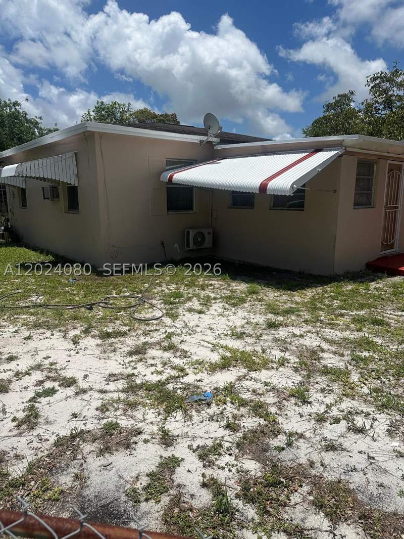 2 bedroom SingleFamilyResidence at 12555 NW 10th Ave, North Shore Heights, North Miami — photo 4