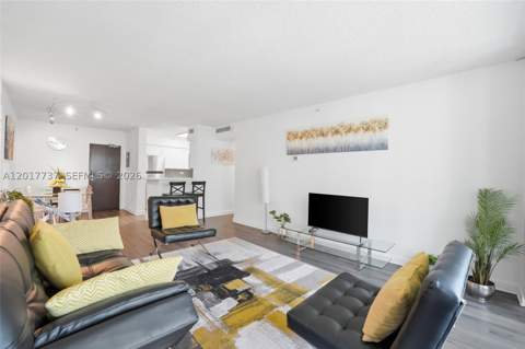 1500 Bay Rd 666S, Miami Beach FL - photo 10 of 32