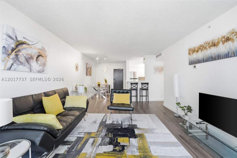 1 bedroom Condominium at 1500 Bay Rd 666S, Flamingo South Beach I Co, Miami Beach — photo 2