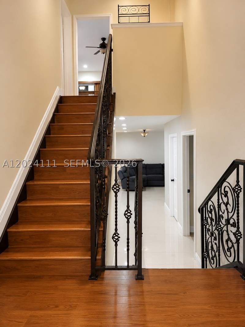 4 bedroom SingleFamilyResidence at 11972 SW 268th Ter, Cutler Landings Replt, Homestead — photo 2
