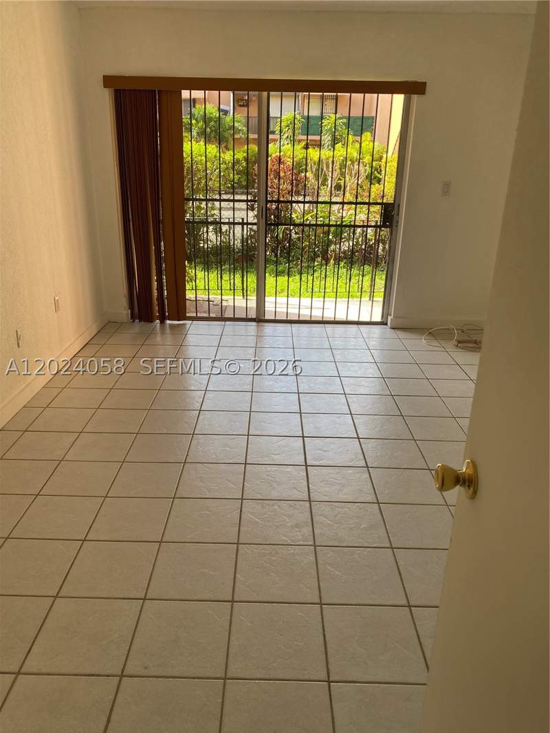 1 bedroom Condominium at 1300 W 47th Pl 118, Bella Villas Condo, Hialeah — photo 3