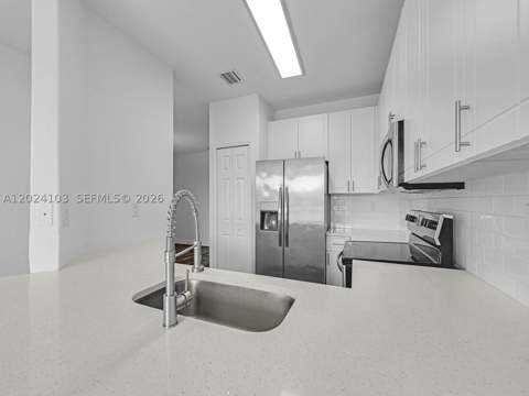 2560 SE 15th Ct, Homestead FL - photo 10 of 29