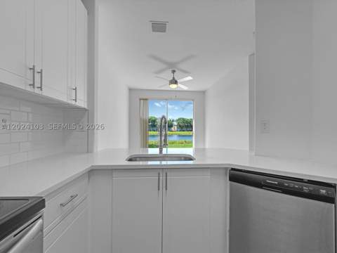 2560 SE 15th Ct, Homestead FL - photo 9 of 29
