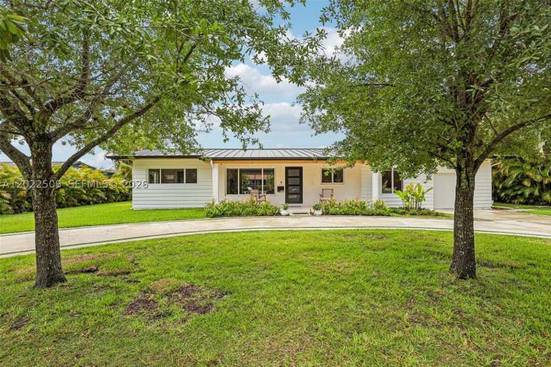 4 bedroom SingleFamilyResidence at 5620 SW 63rd Ct, Merion Park, South Miami — photo 1