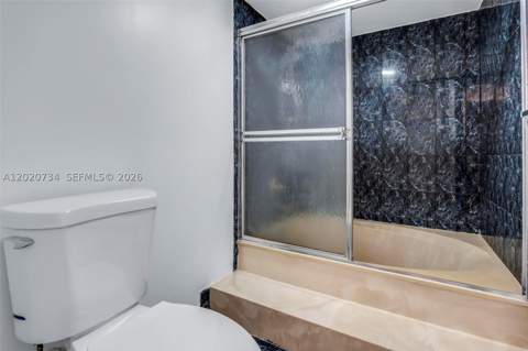 16558 NE 26th Ave 3H, North Miami Beach FL - photo 11 of 54