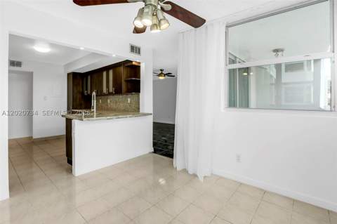 16558 NE 26th Ave 3H, North Miami Beach FL - photo 16 of 54
