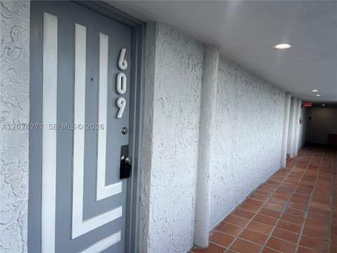 1650 NE 115th St 609, Miami FL - photo 20 of 22