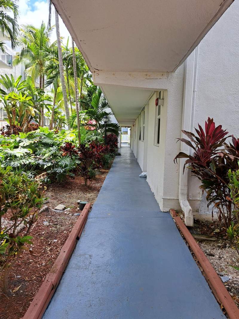 1 bedroom Condominium at 1801 S Treasure Drive, North Bay Villas Condo, North Bay Village — photo 2