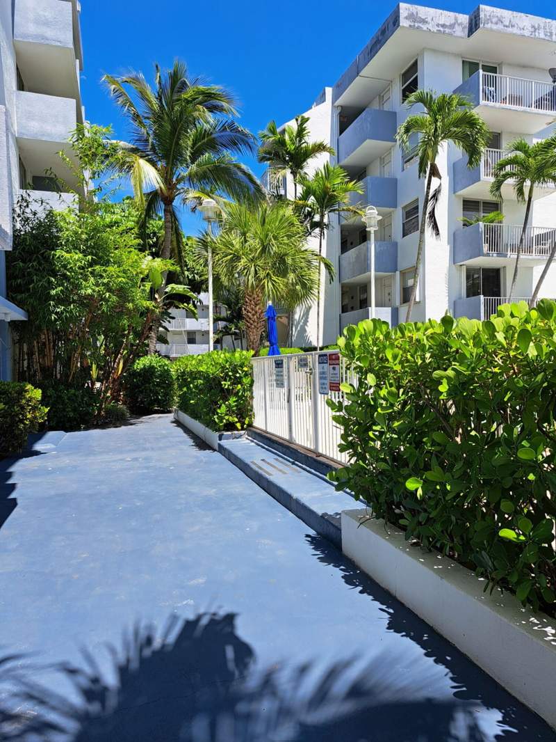 1 bedroom Condominium at 1801 S Treasure Drive, North Bay Villas Condo, North Bay Village — photo 4