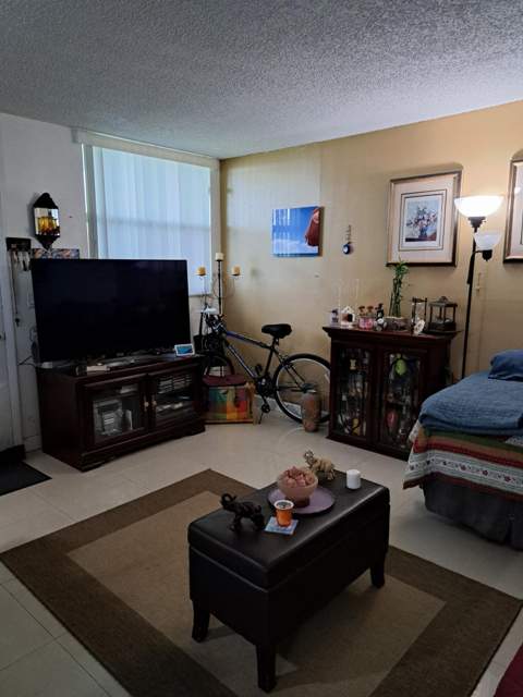 1801 S Treasure Drive, North Bay Village FL - photo 9 of 20