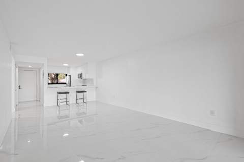 510 W Park Drive 104-3, Miami FL - photo 20 of 37