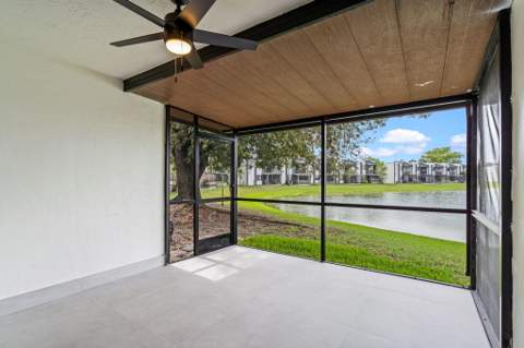 510 W Park Drive 104-3, Miami FL - photo 6 of 37