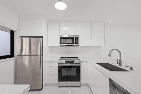 510 W Park Drive 104-3, Miami FL - photo 9 of 37