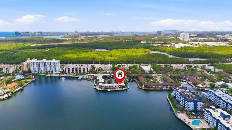 2 bedroom Townhouse at 2757 NE 165th Ter 28, Leeward Point Condo, North Miami Beach — photo 4