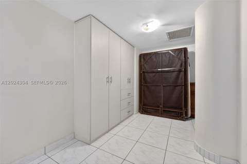 900 Bay Dr 606, Miami Beach FL - photo 11 of 23