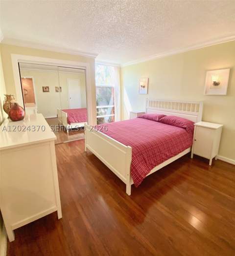 210 172nd St 226, Sunny Isles Beach FL - photo 17 of 44