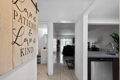 20805 NE 8th Court 101-21, Miami FL - photo 11 of 19