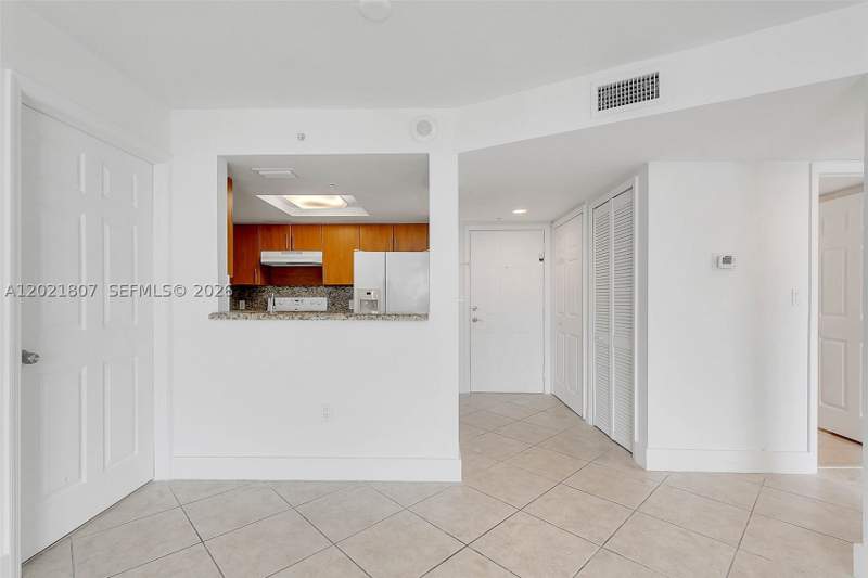 2 bedroom Condominium at 1690 SW 27th Ave 805, Coral Pointe Condo, Miami — photo 3