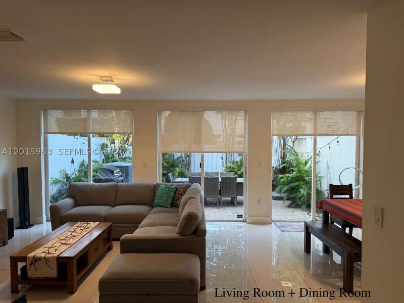 3 bedroom Townhouse at 10973 NW 62nd Ter, Doral Isles Antigua, Doral — photo 4