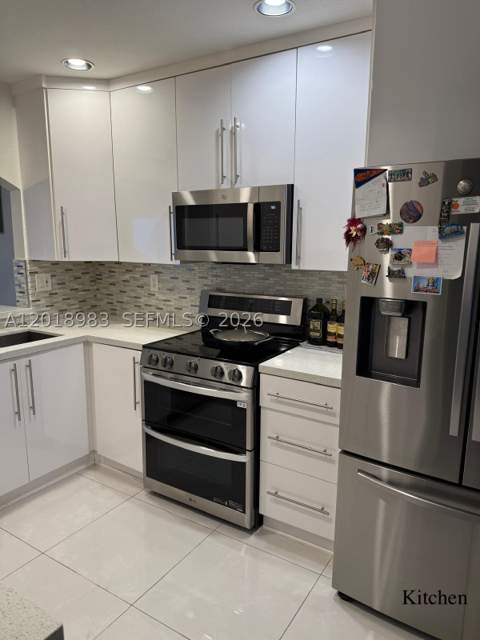 10973 NW 62nd Ter, Doral FL - photo 7 of 11