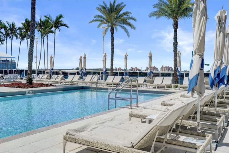 2 bedroom Condominium at 400 Alton Rd Ph11, Murano Grande At Portofin, Miami Beach — photo 2