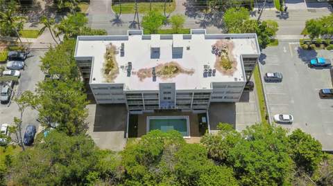 16518 NE 26th Ave 405, North Miami Beach FL - photo 18 of 23
