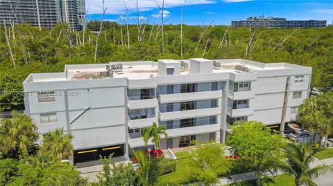 16518 NE 26th Ave 405, North Miami Beach FL - photo 21 of 23