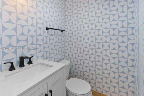 16518 NE 26th Ave 405, North Miami Beach FL - photo 9 of 23