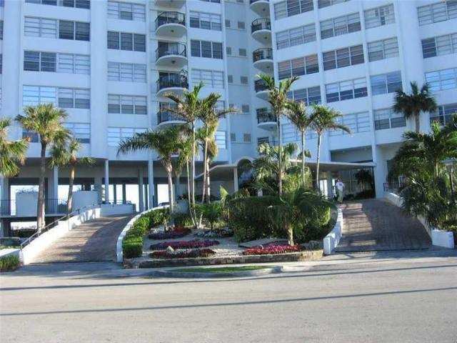 1 bedroom Condominium at 11930 N Bayshore Drive N 706, Majorca Towers Condo, North Miami — photo 1