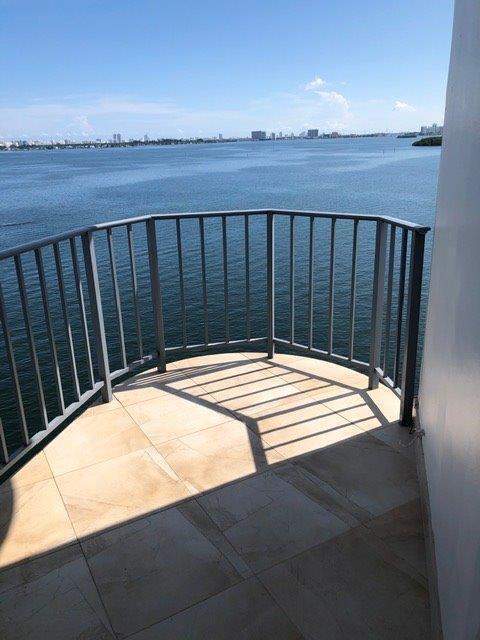 11930 N Bayshore Drive N 706, North Miami FL - photo 13 of 22