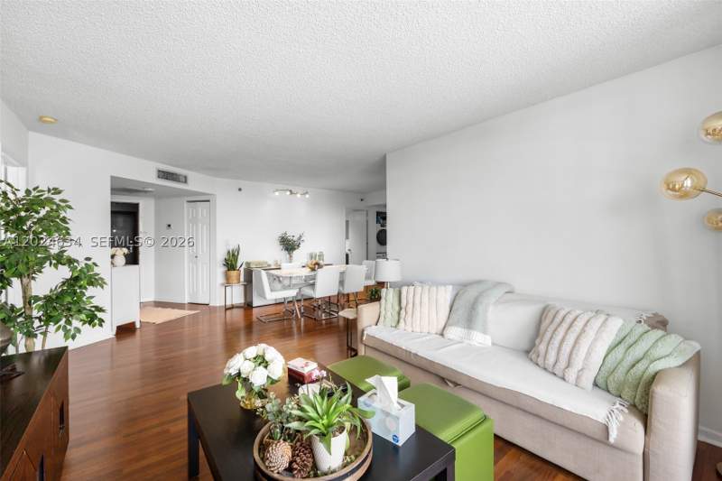 3 bedroom Condominium at 3300 NE 192nd St 1601, Parc Central Aventura Eas, Aventura — photo 4
