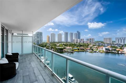 400 Sunny Isles Blvd 1202, Sunny Isles Beach FL - photo 12 of 70